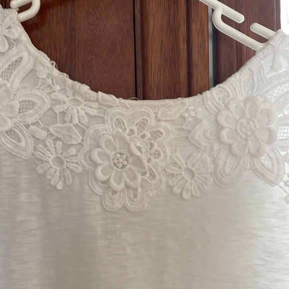 CHARTER CLUB embroidered top, NWOT, white, L - Picture 3 of 5